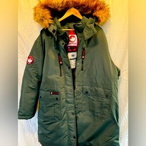 Canada Weathergear Parka.  Fur on hood zips off.